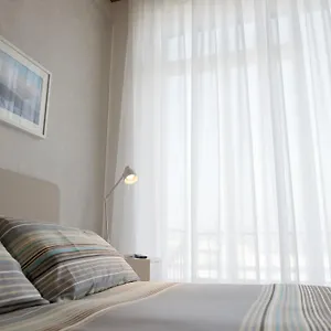 Alojamento de Acomodação e Pequeno-almoço Garibaldi R&b