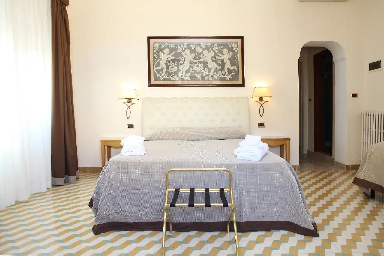 *** Hotel Albergo Russo Trapani Italy
